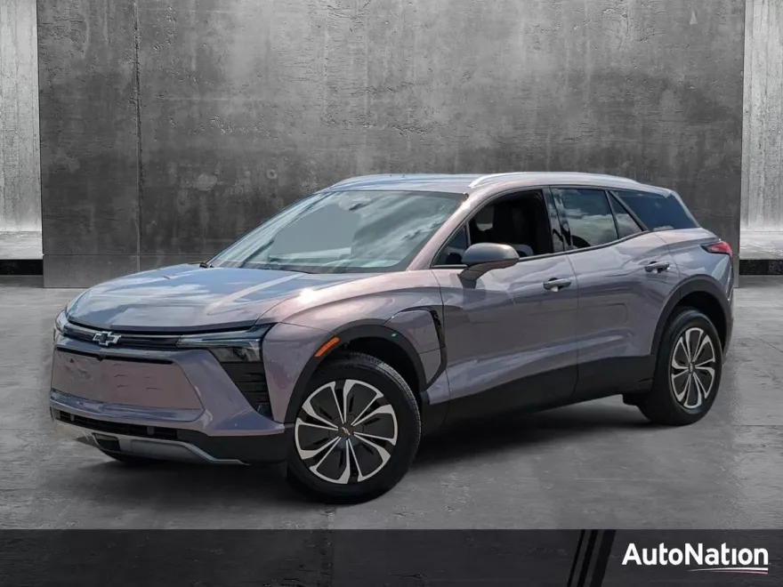 2025 Chevrolet Blazer EV photo 1