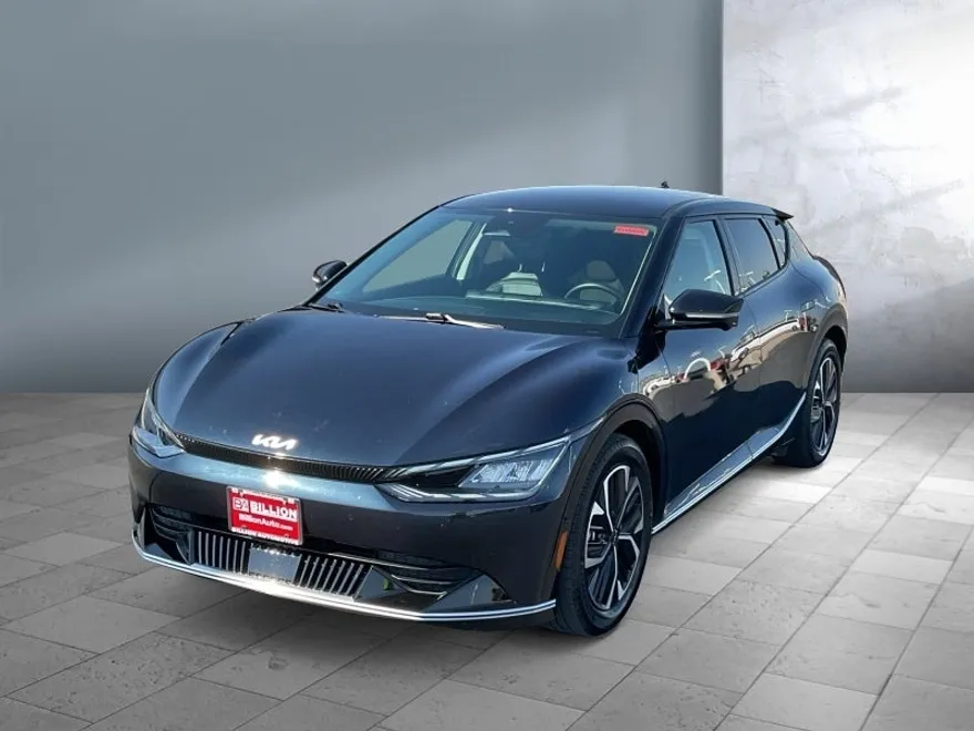 2022 Kia EV6 Wind photo 1