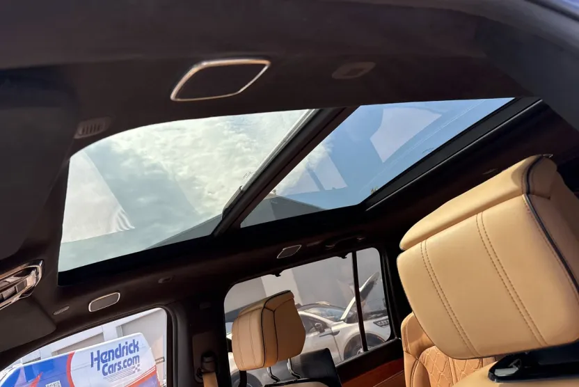 2022 Jeep Grand Wagoneer III photo 1