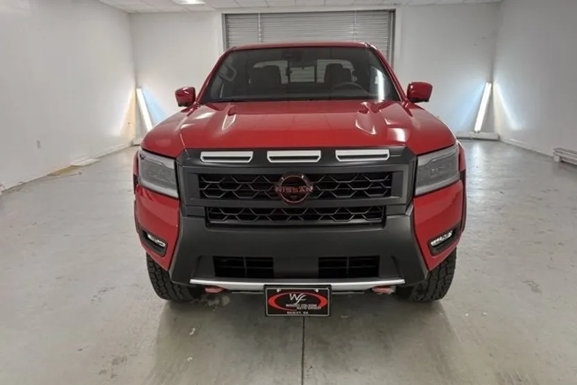 2026 Nissan Frontier PRO-4X photo 1