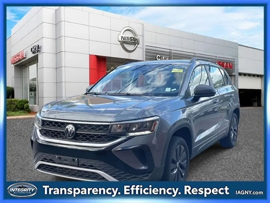 2024 Volkswagen Taos S photo 1