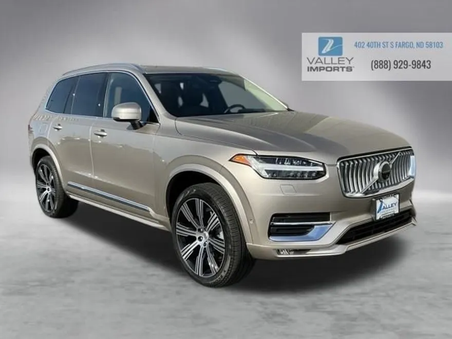 2025 Volvo XC90 photo 1