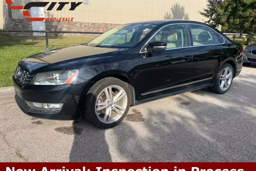 2014 Volkswagen Passat SE photo 1