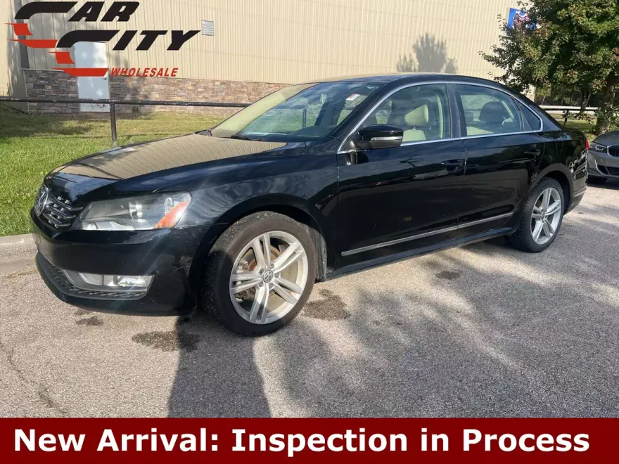 2014 Volkswagen Passat SE photo 1