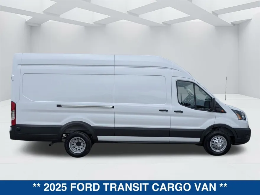 2025 Ford Transit Cargo Van photo 1