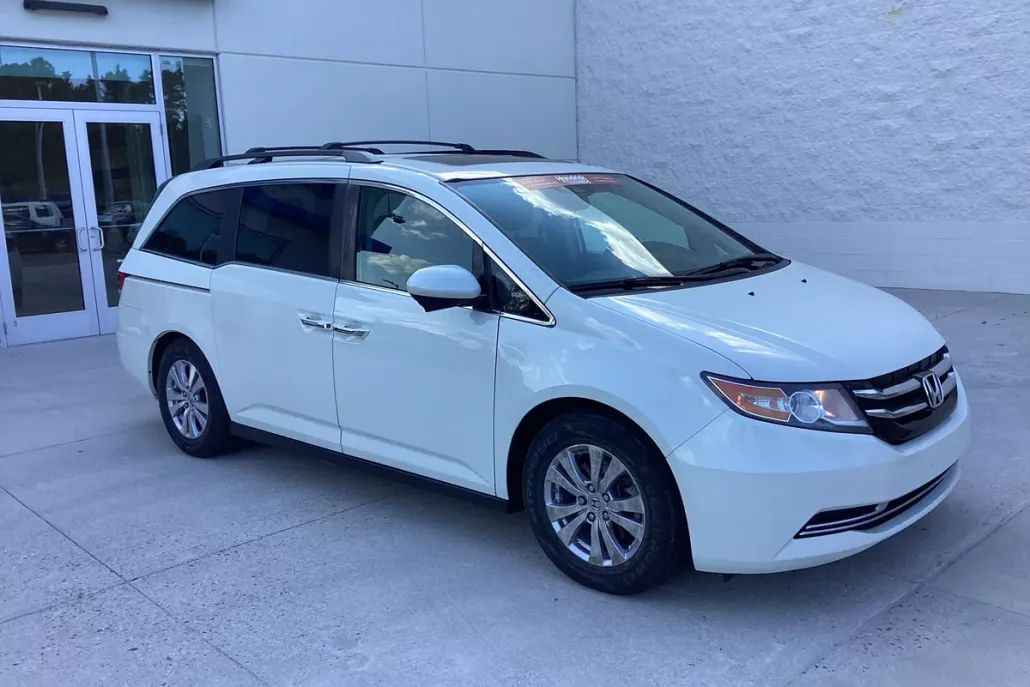 2015 Honda Odyssey EX-L photo 1