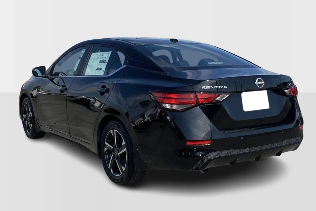 2025 Nissan Sentra SV photo 1