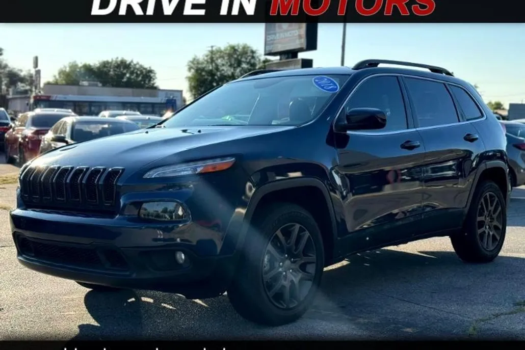 2018 Jeep Cherokee Latitude photo 1