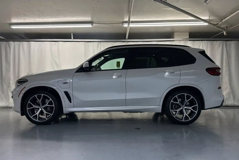 2023 Bmw X5 xDrive45e photo 1