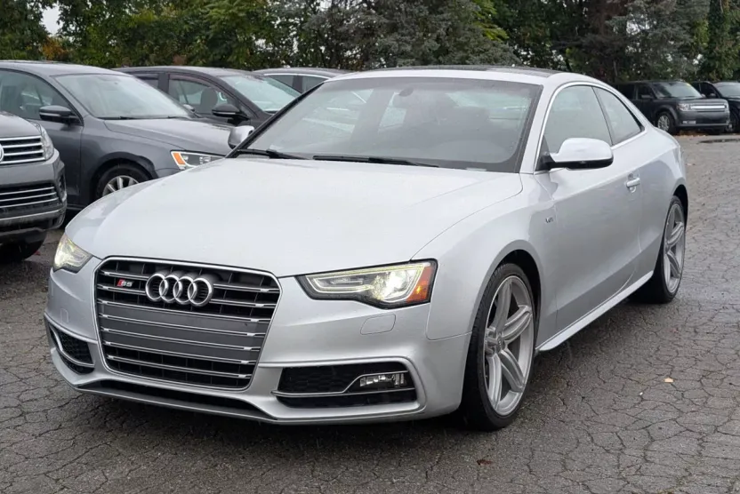 2013 Audi S5 Prestige photo 1
