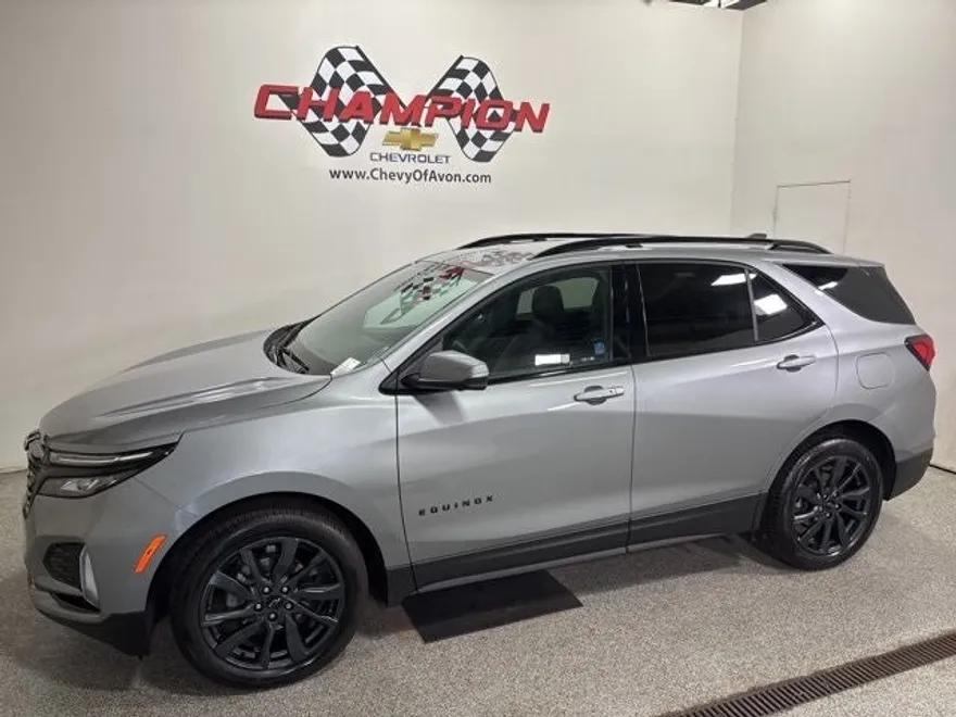 2024 Chevrolet Equinox RS photo 1