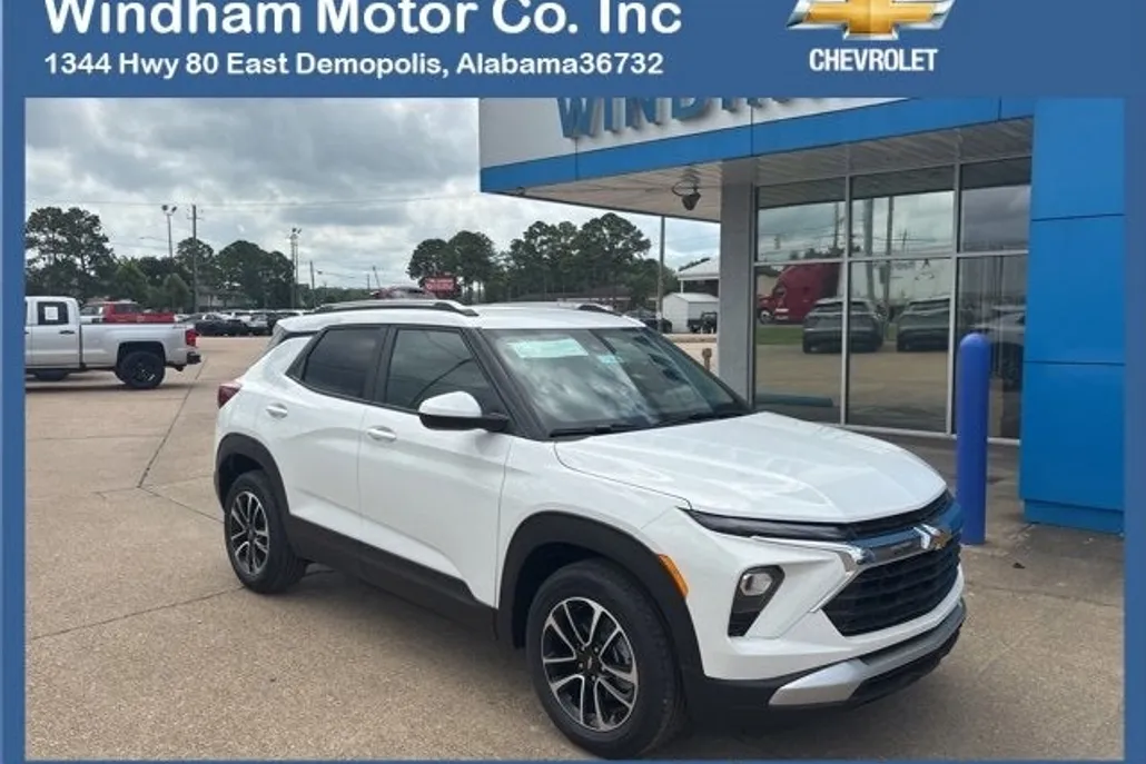 2026 Chevrolet Trailblazer LT photo 1