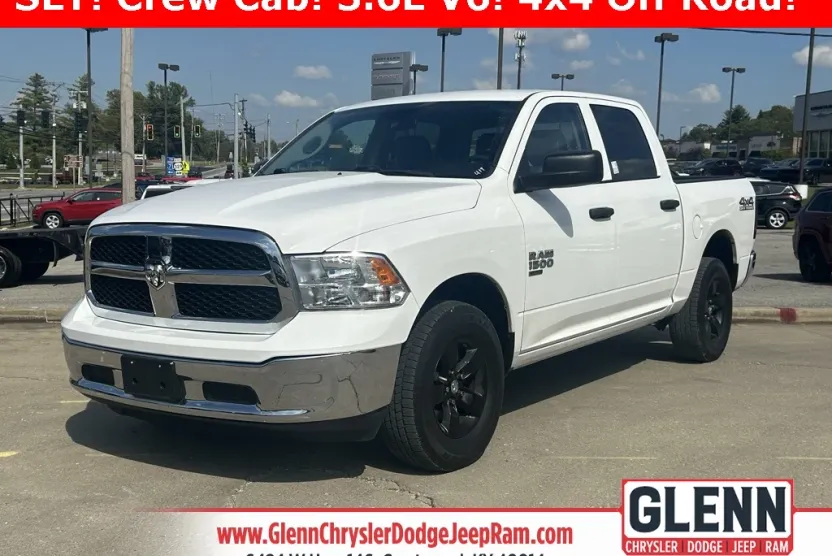 2022 Ram 1500 Classic SLT photo 1