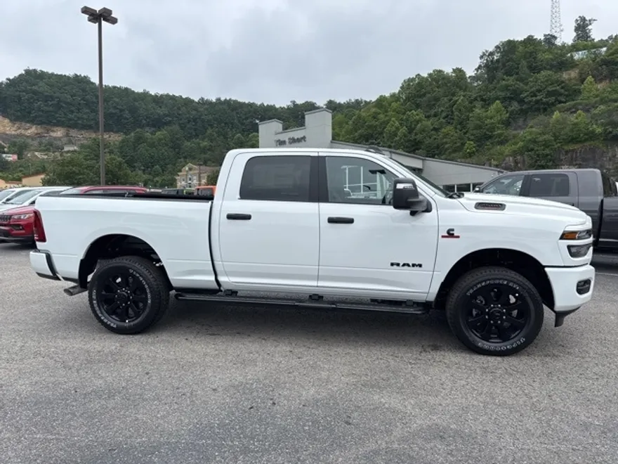 2025 Ram 2500 Big Horn photo 1