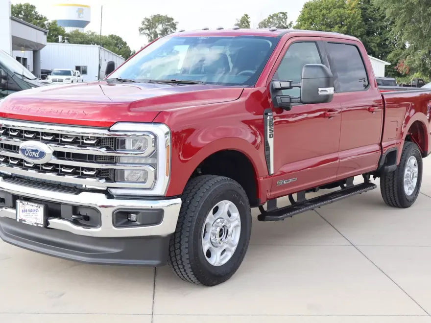 2026 Ford F-250 XLT photo 1