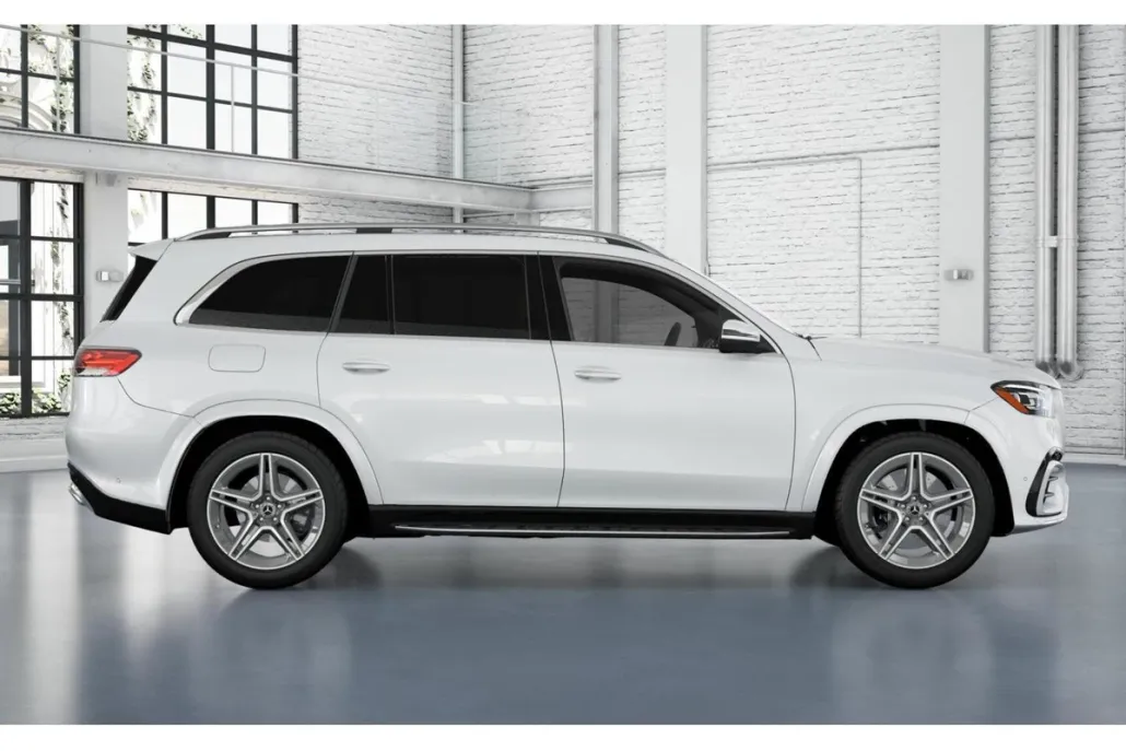 2025 Mercedes Benz GLS 450 4MATIC photo 1