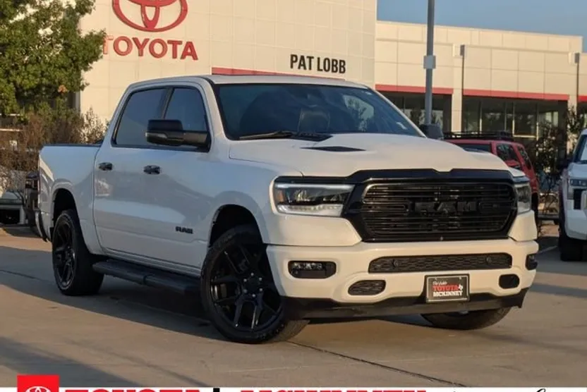 2023 Ram 1500 Laramie photo 1