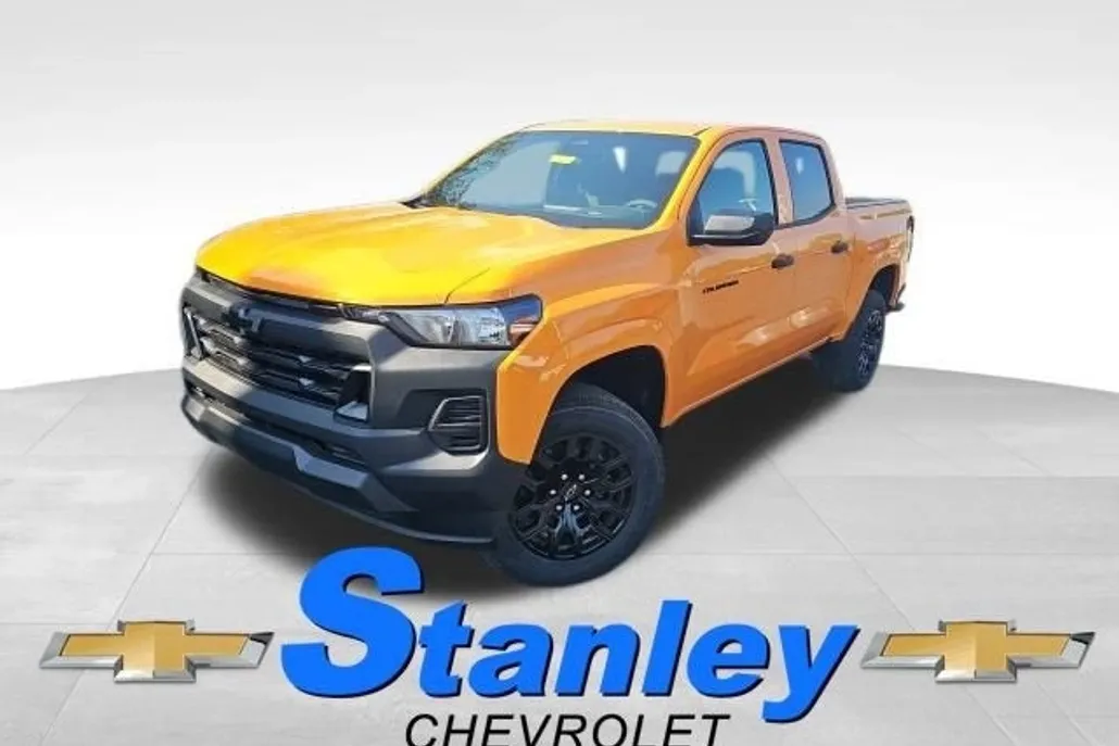 2026 Chevrolet Colorado Work Truck photo 1