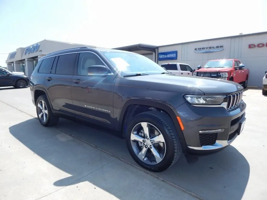 2022 Jeep Grand Cherokee L photo 1