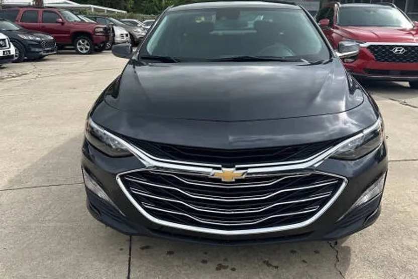 2023 Chevrolet Malibu 1LT photo 1