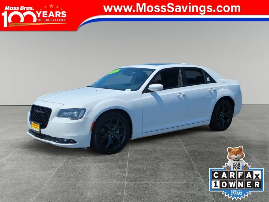 2022 Chrysler 300 S photo 1