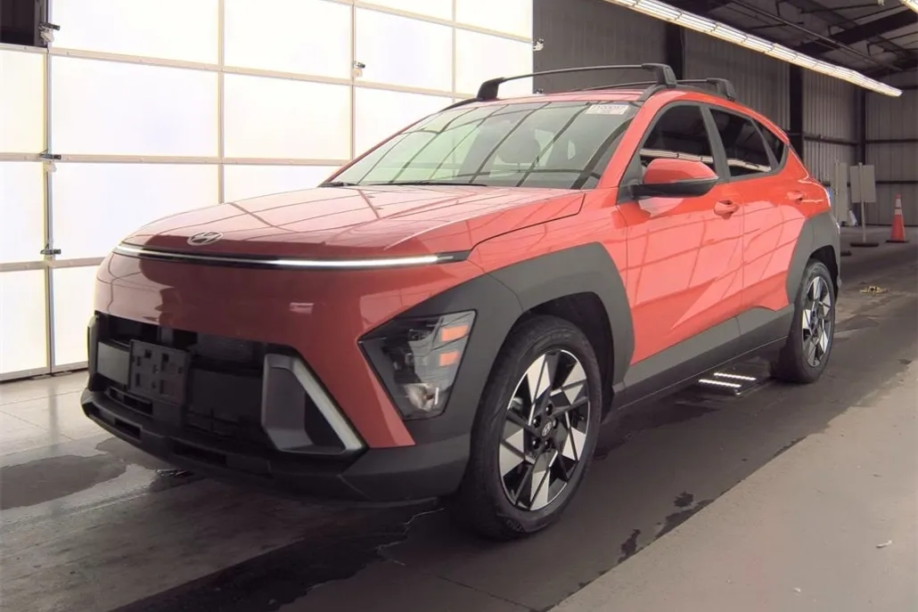 2024 Hyundai Kona SEL photo 1