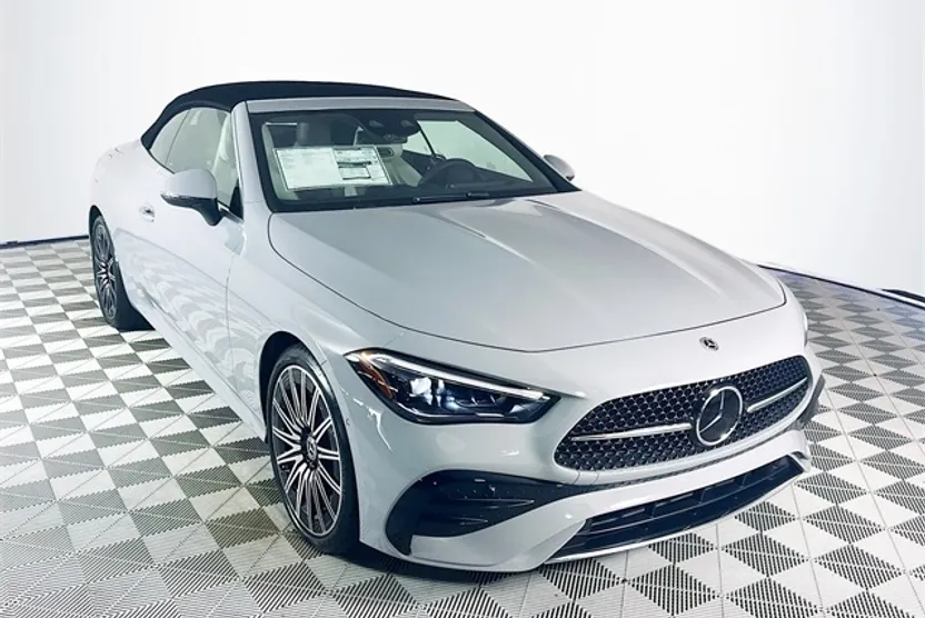 2026 Mercedes Benz CLE 300 4MATIC Cabriolet photo 1