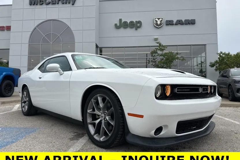 2023 Dodge Challenger GT photo 1
