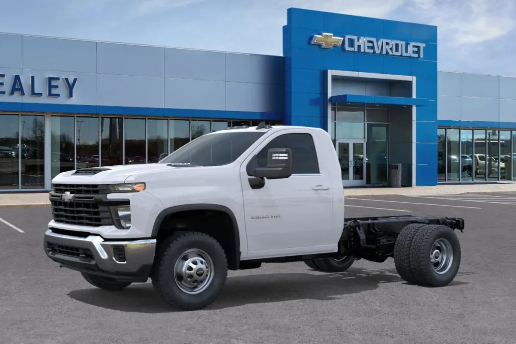 2025 Chevrolet Silverado 3500HD Work Truck photo 1