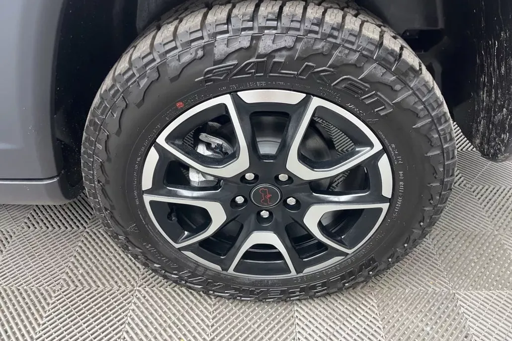 2026 Jeep Compass Trailhawk Sport photo 1