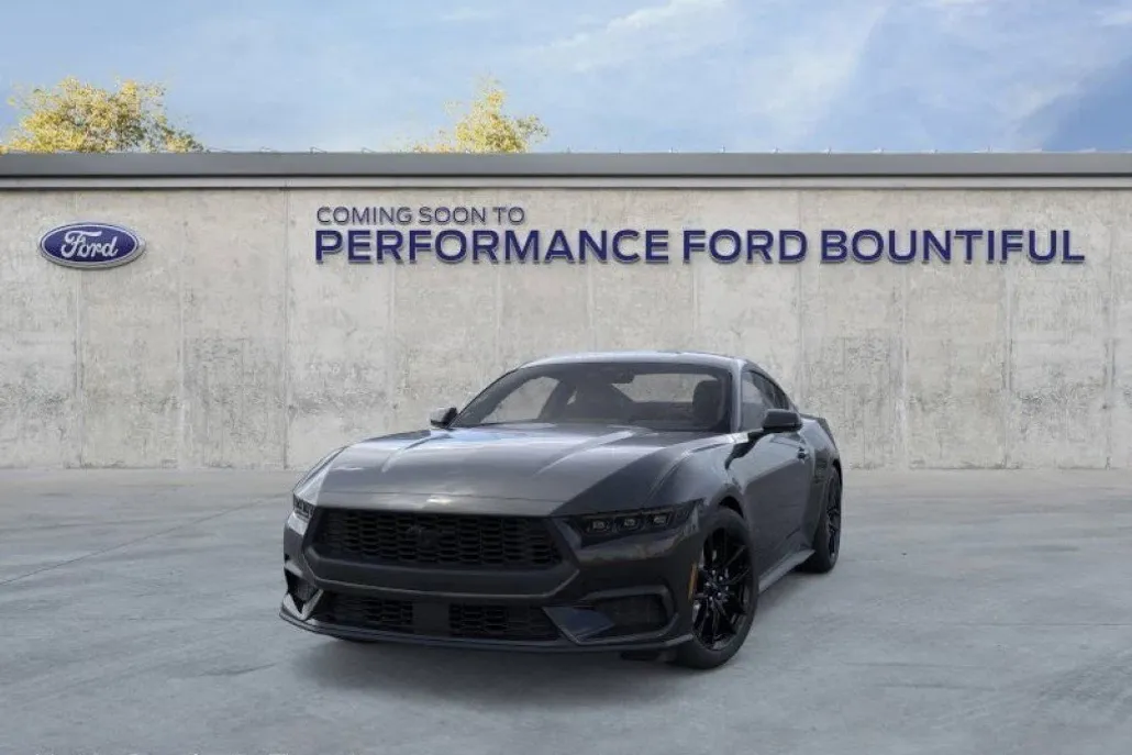 2025 Ford Mustang EcoBoost photo 1