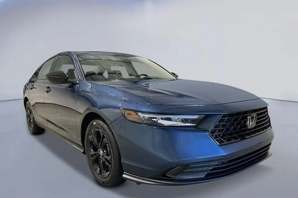 2025 Honda Accord SE photo 1