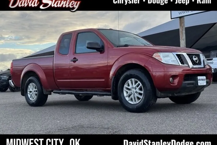2016 Nissan Frontier SV photo 1