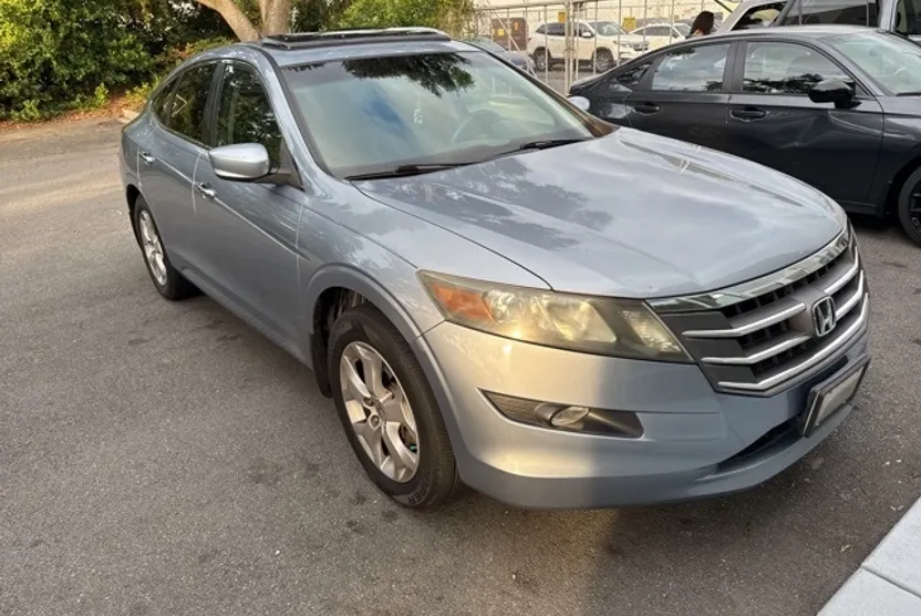 2010 Honda Crosstour EX-L photo 1