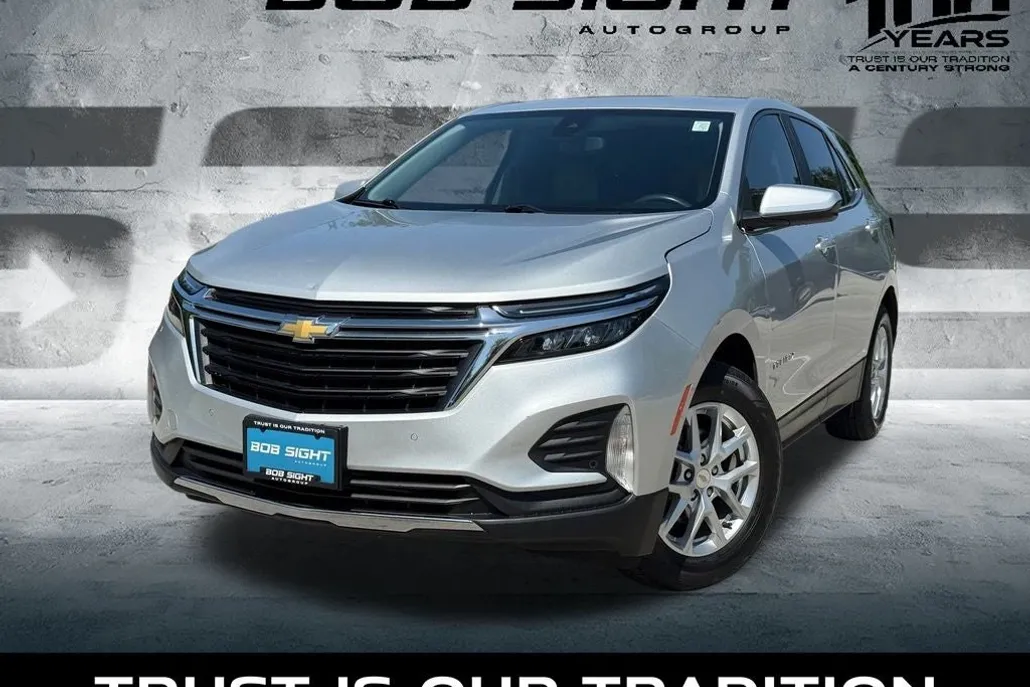 2022 Chevrolet Equinox LT photo 1