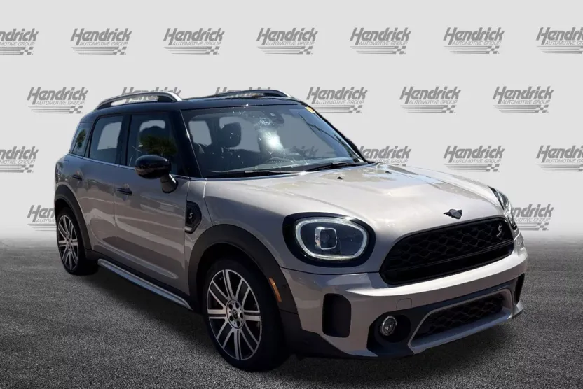 2023 Mini Countryman S photo 1