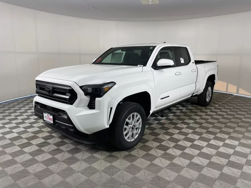 2025 Toyota Tacoma SR5 4x4 Long Bed photo 1
