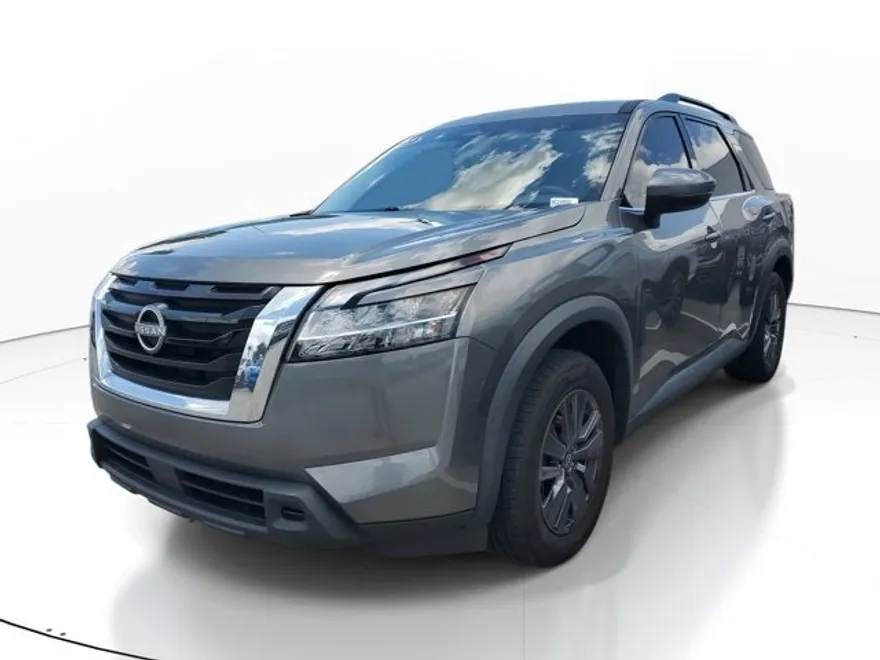 2022 Nissan Pathfinder SV photo 1