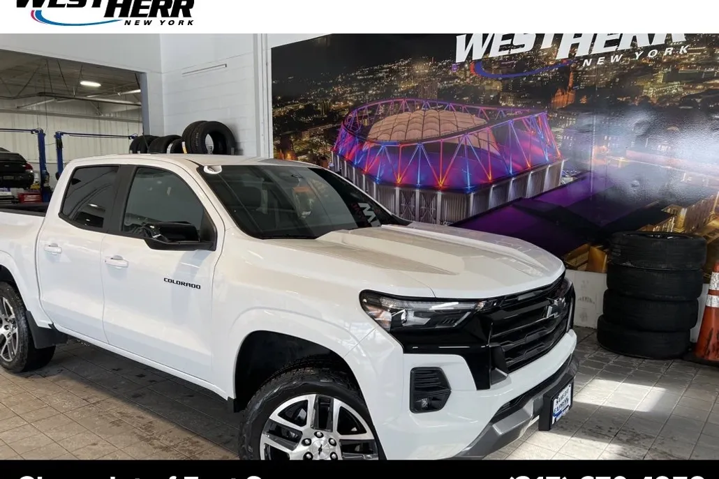 2024 Chevrolet Colorado Z71 photo 1