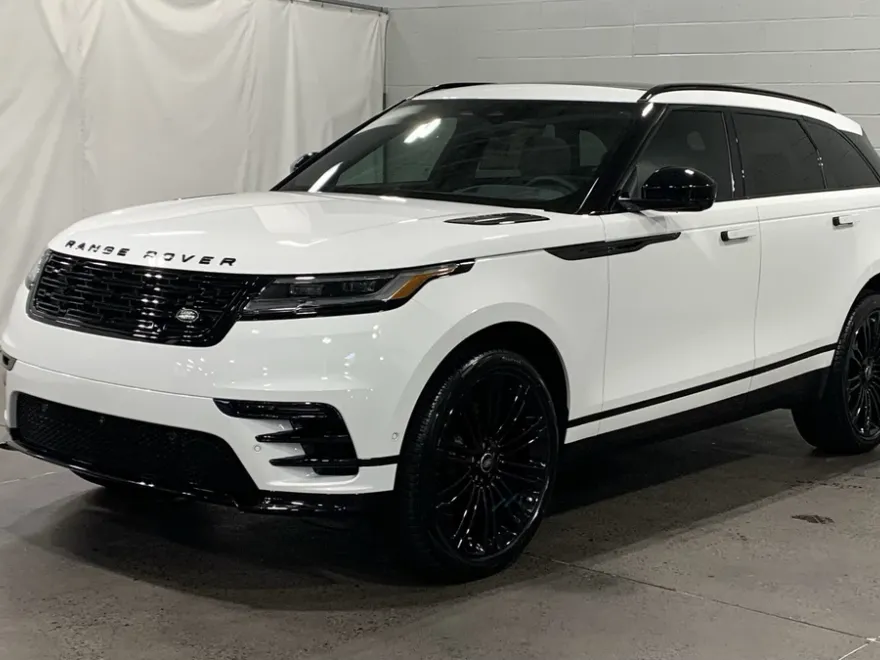 2026 Land Rover Range Rover Velar SE photo 1