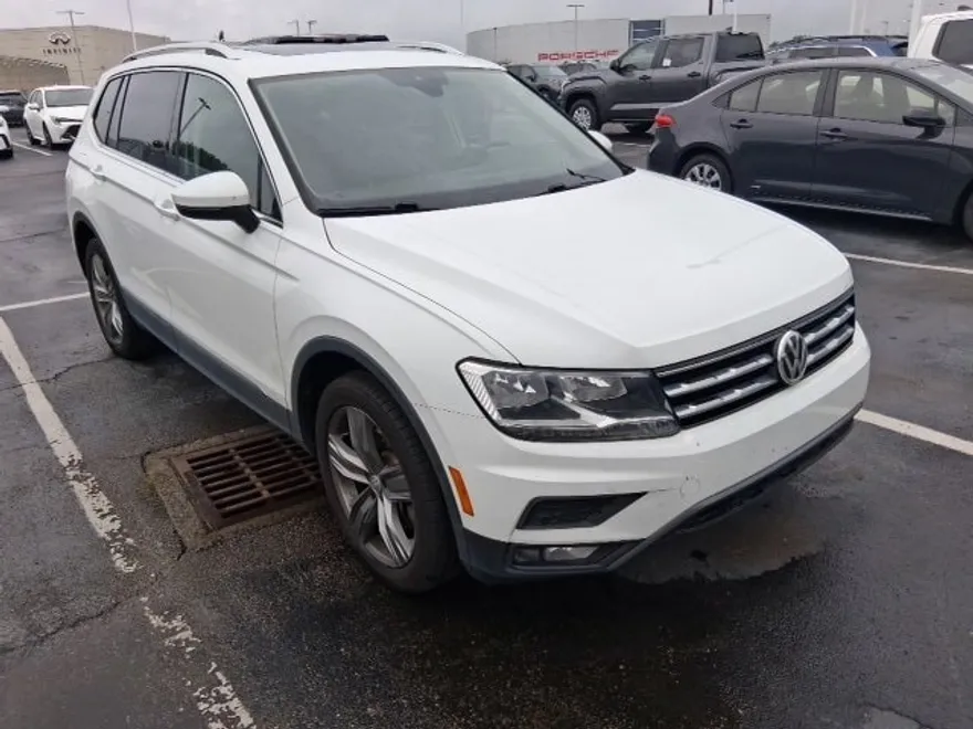 2020 Volkswagen Tiguan SEL photo 1