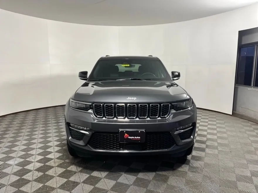 2025 Jeep Grand Cherokee Limited photo 1