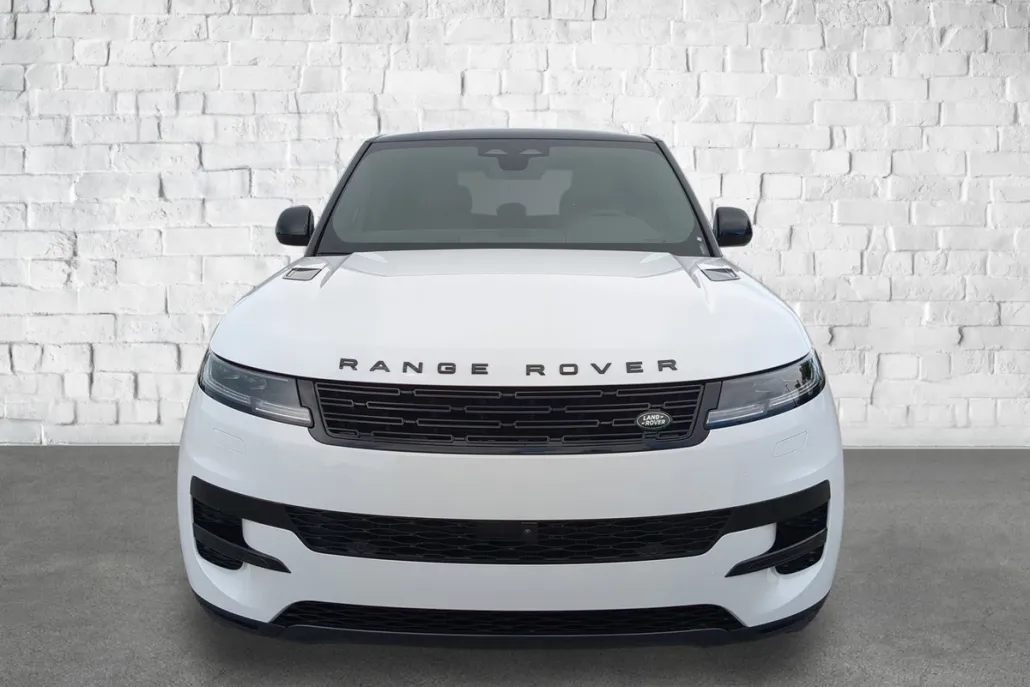2025 Land Rover Range Rover Sport SE photo 1