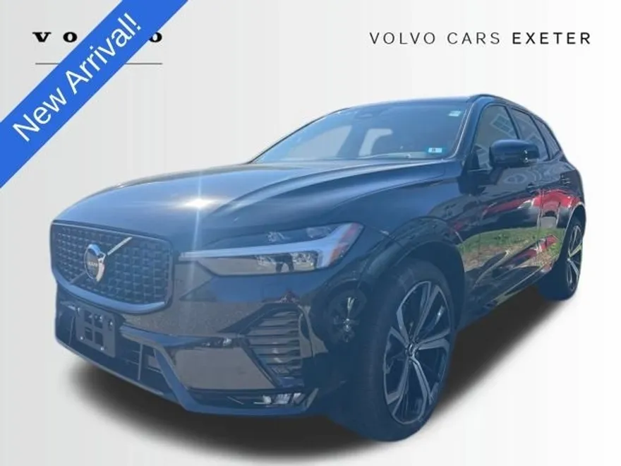 2025 Volvo XC60 B5 photo 1