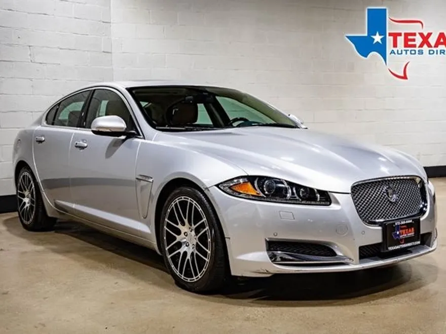 2012 Jaguar XF Portfolio photo 1