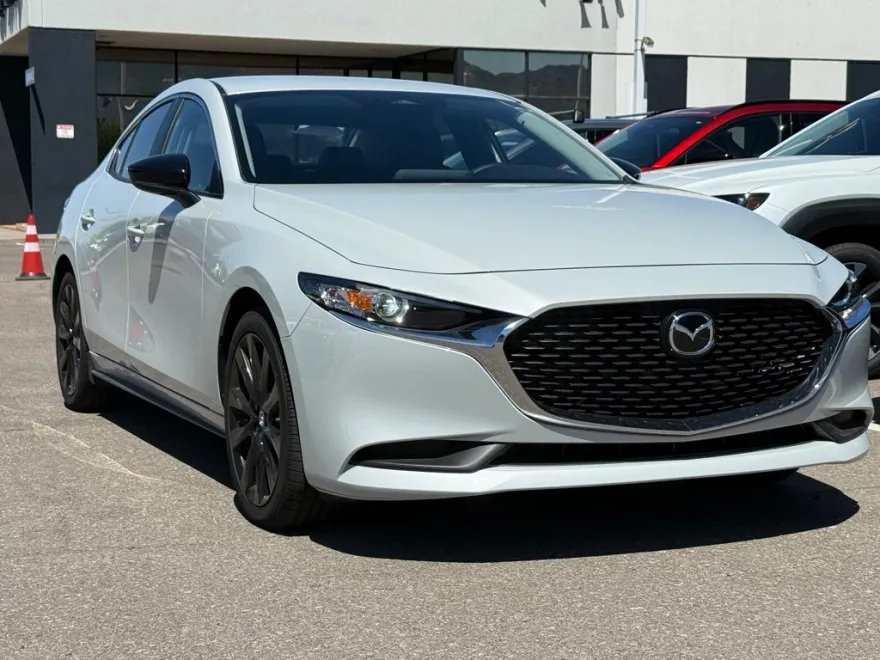 2025 Mazda Mazda3 Sedan 2.5 Select Sport photo 1