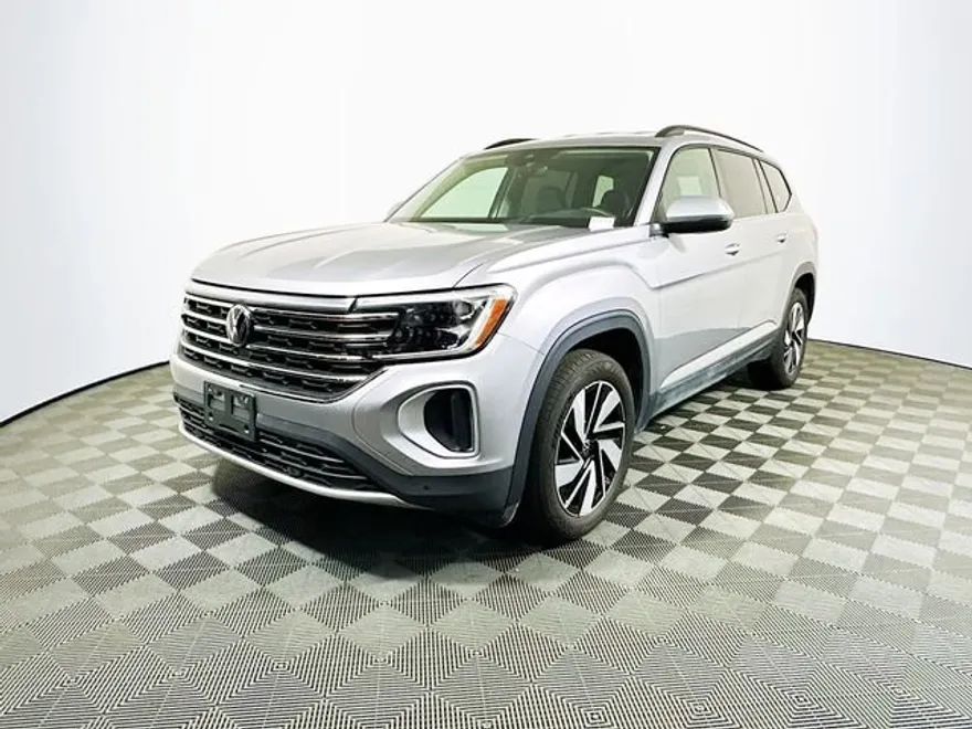 2024 Volkswagen Atlas SE Technology photo 1