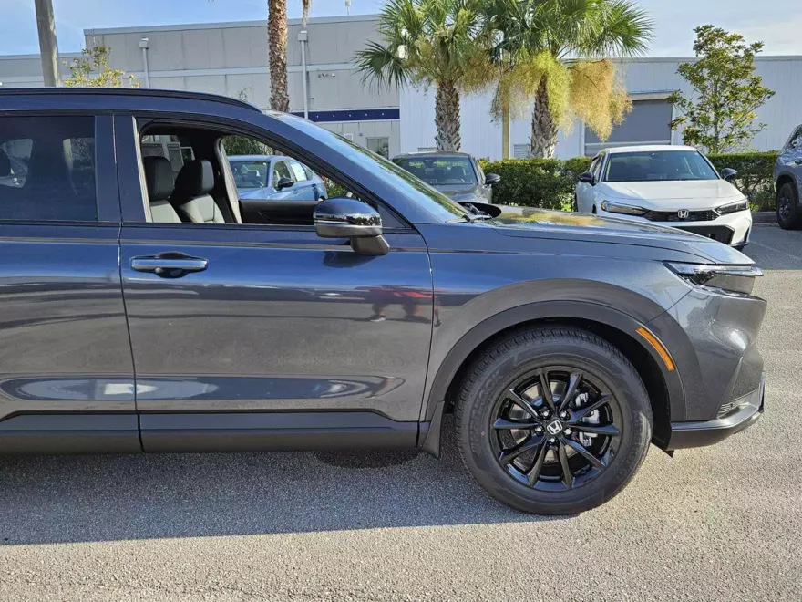 2026 Honda CR-V Hybrid Sport-L photo 1