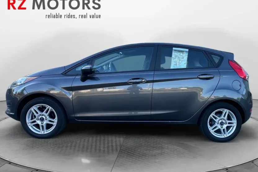 2019 Ford Fiesta SE photo 1