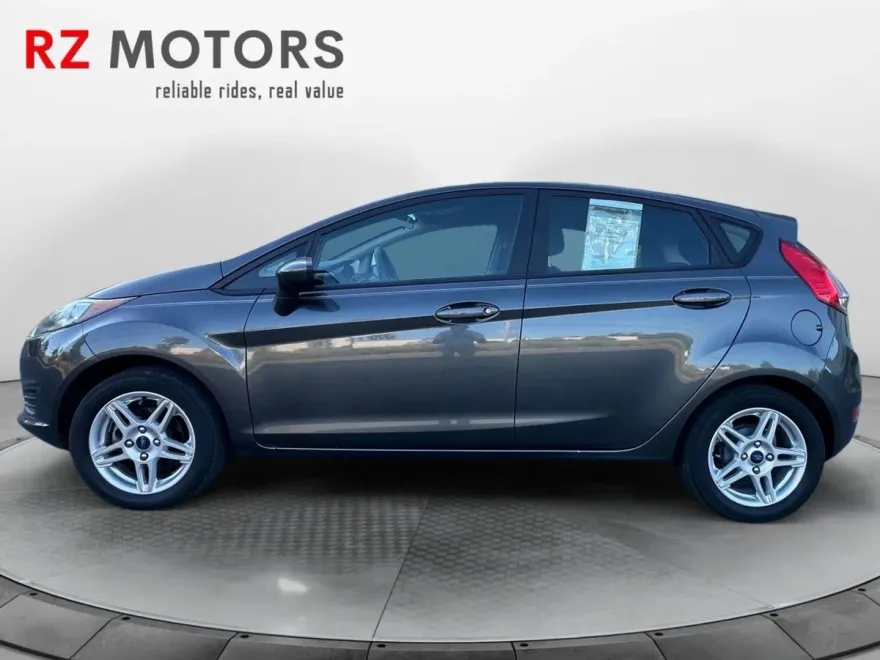 2019 Ford Fiesta SE photo 1
